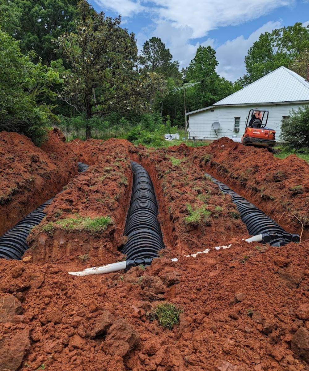 Quality septic services Gray GA being done with the installation of a new drainfield for septic purposes.